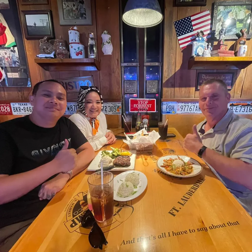 Chris, Eddo, and Indah convene at Bubba Gump Shrimp in New York City, NY, to discuss the future of kratom.