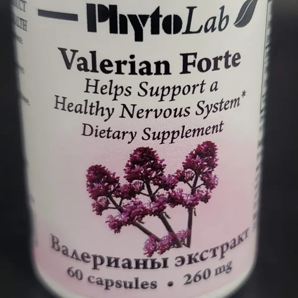 Phytolab Valerian Forte Extract Capsules: Natural Relaxation Blend.