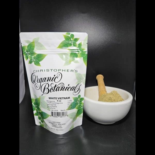 High-quality image of White Vietnam kratom powder from batch 151905, showing fine greenish-white texture and clean packaging.